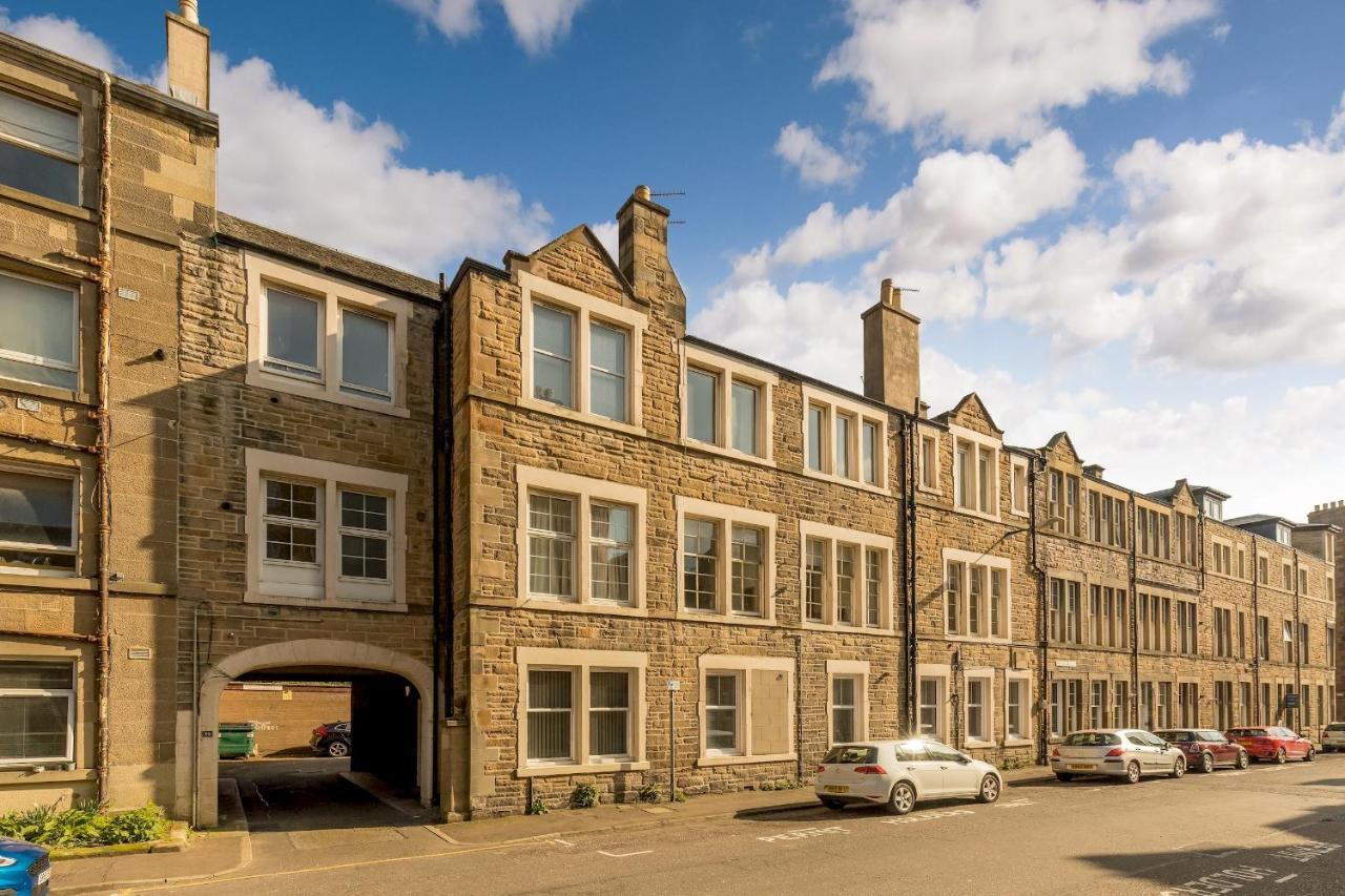 Pass The Keys Stunning 3 Bed Loft Style With Free Parking * Edimburgo