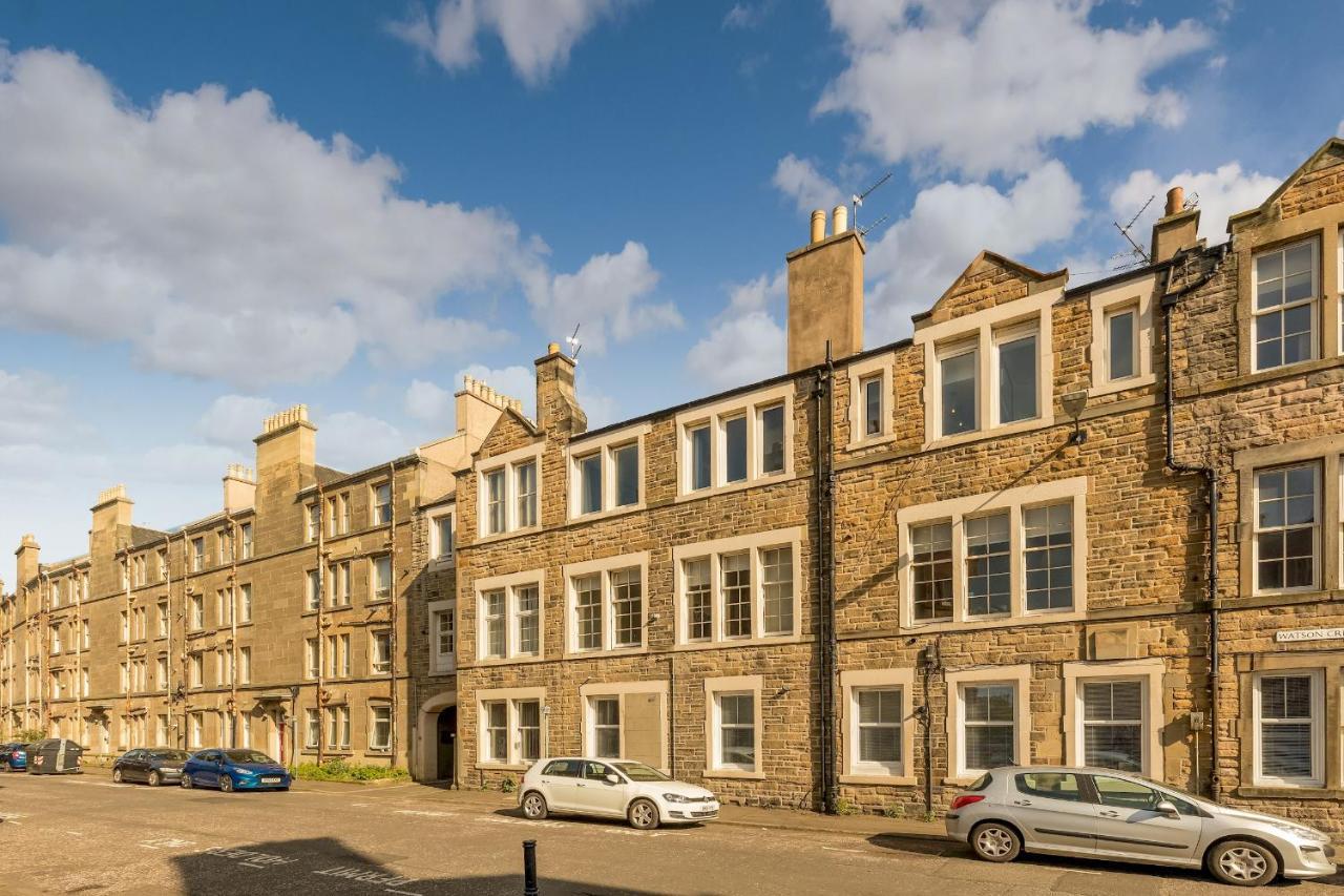 Pass The Keys Stunning 3 Bed Loft Style With Free Parking Appartamento